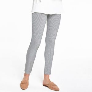 NEW! Ann Taylor Chelsea Skinny Ankle Leg Pants 0
